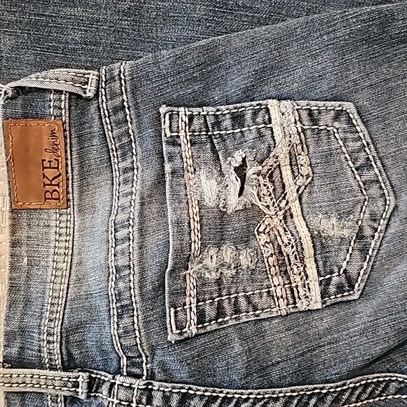 Jeans - Picture 4 of 5